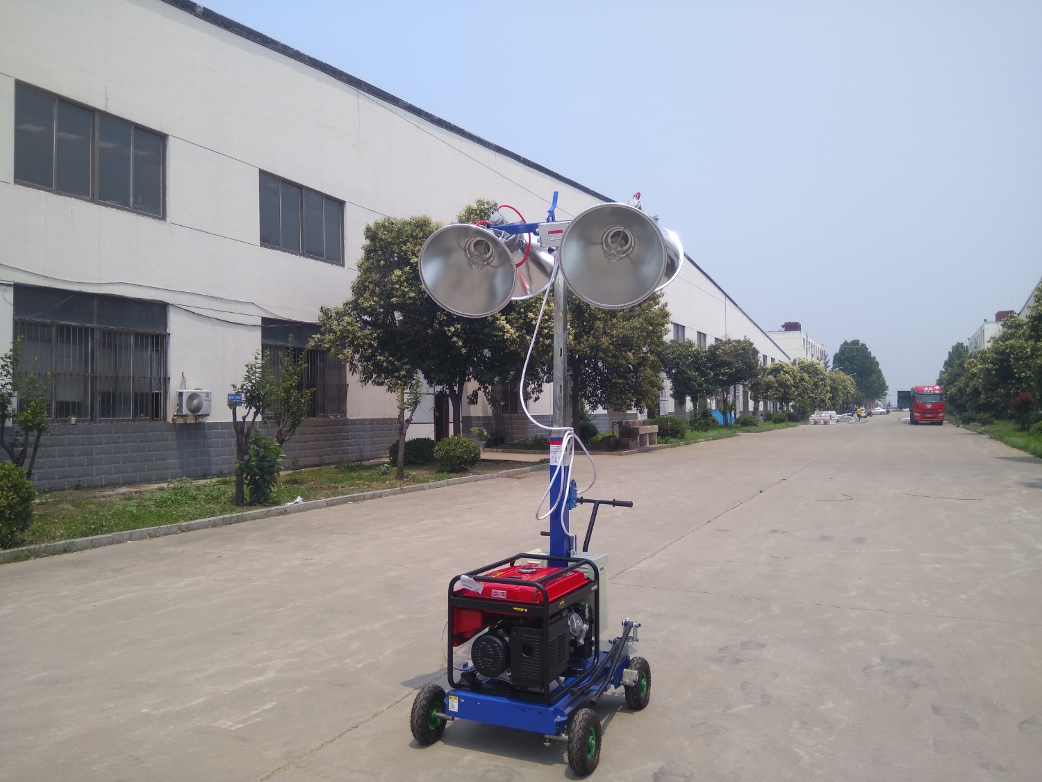 手扶式照明车上的金卤灯优势及作用有哪些？